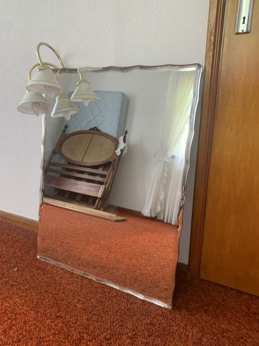 Espelho Vintage de Casa de Banho com Candeeiros Integrados em Excelente Estado