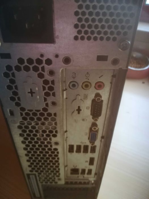 Leonovo Pc com 4gb de Ram