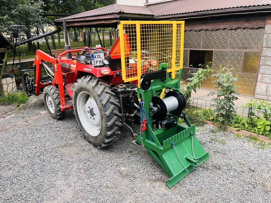 Mała wyciągarka leśna do mini ciągnika hydrualiczna