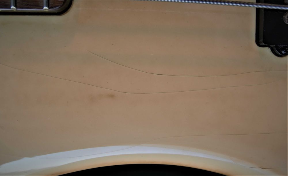 FENDER Precision bas  made in japan