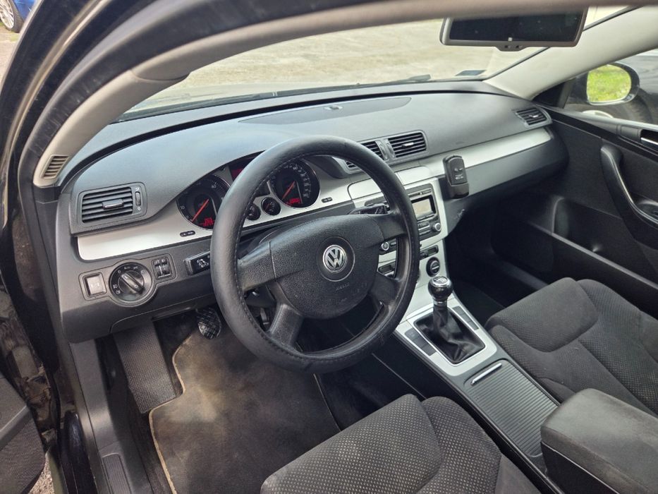 Volkswagen Passat b6 2009r 2,0 diesel * Klimatyzacja Hak Elektryka *