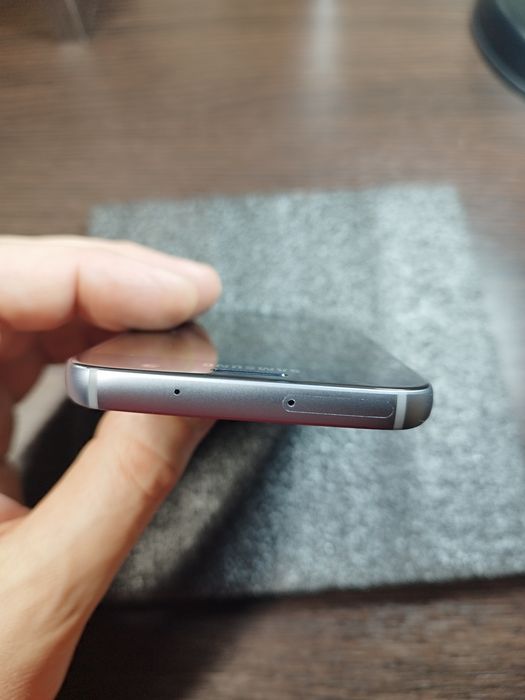 Смартфон Samsung  G930f