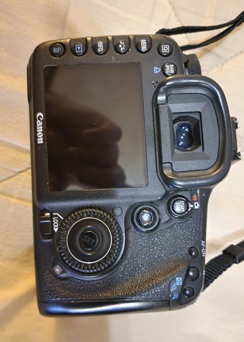 Canon 7D com acompanhamento