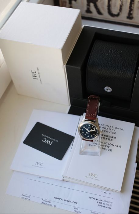IWC Pilot 36 zegarek oryginal pudelko i wszystkie dokumenty