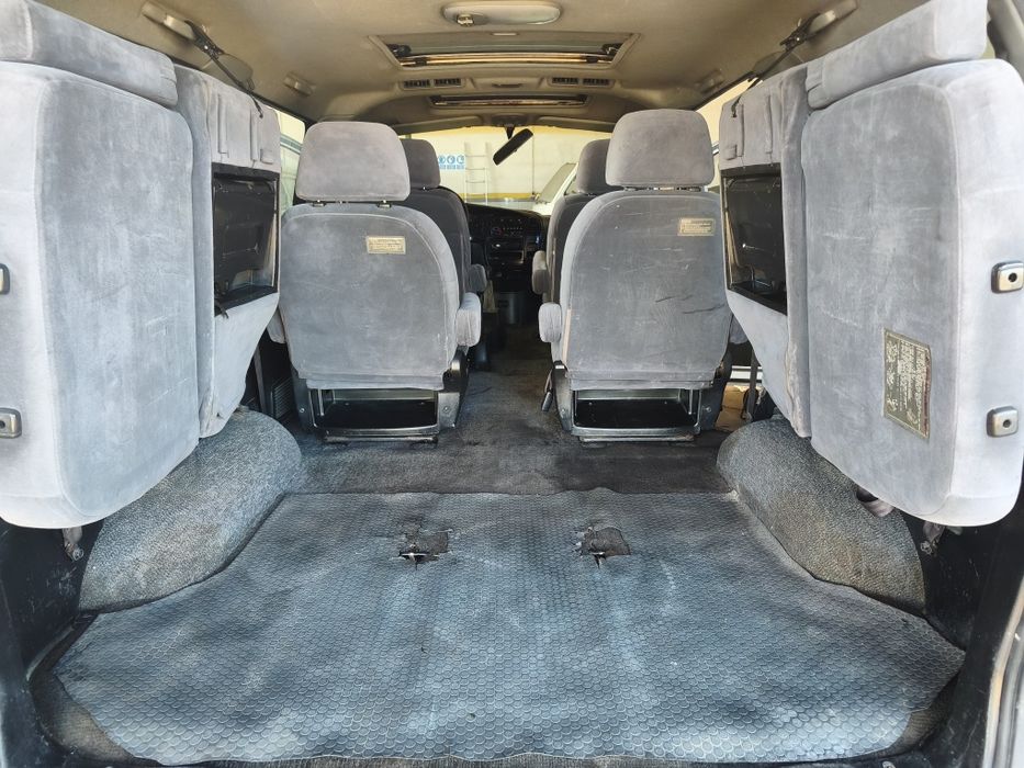 Carrinha Hyundai H1 de 7 Lugares VÁRIOS EXTRAS (AC Frontal e Traseiro; Tetos panorâmicos,) Ideal para Trabalho ou Projeto Campervan CAIXA 2,55x1,55m