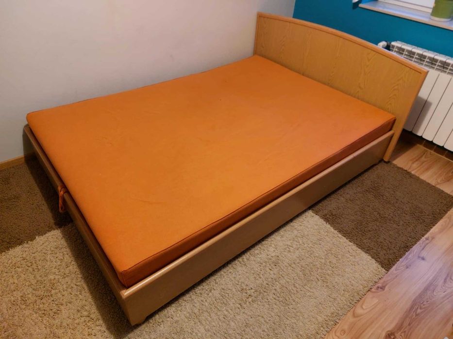 Łóżko sprzedam 200x140