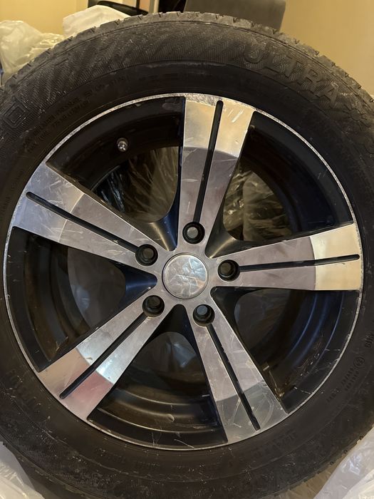 Колеса r16 на літній резині 215/160/16