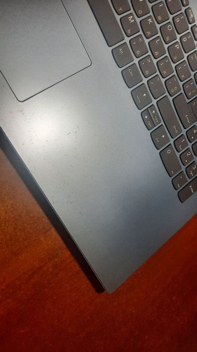 Disk 1tb, отличная батарея