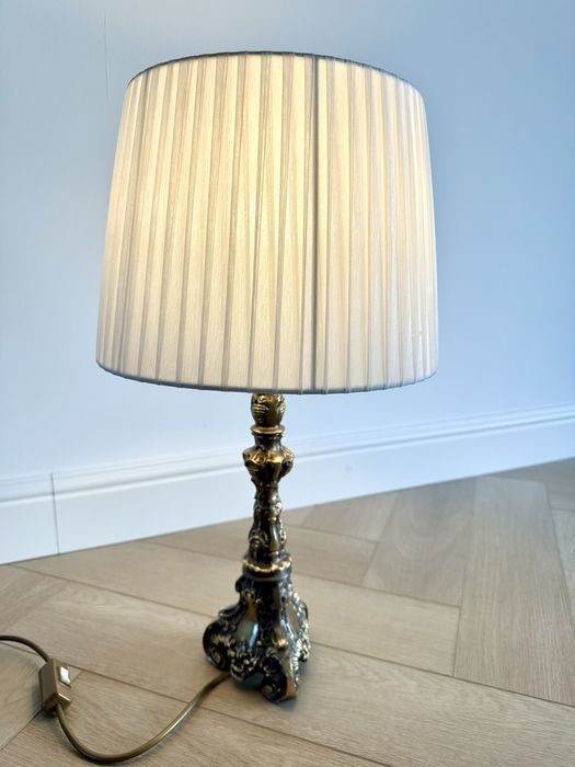 Lampa podłogowa oraz mniejsza np. na komodę