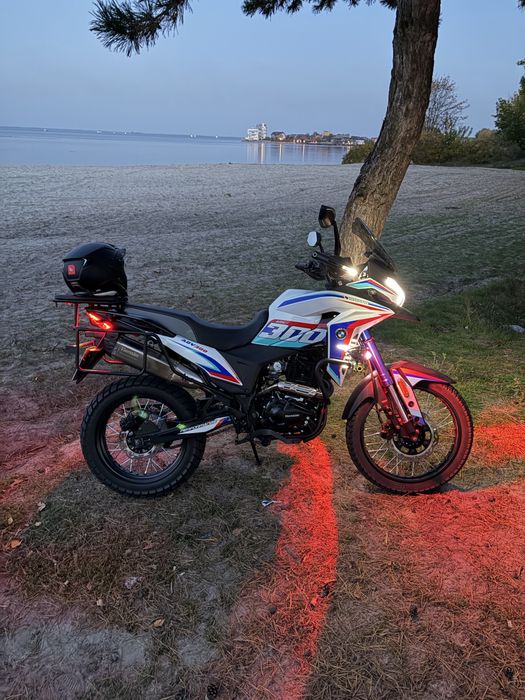 продам мотоцикл Hensim ADV300
