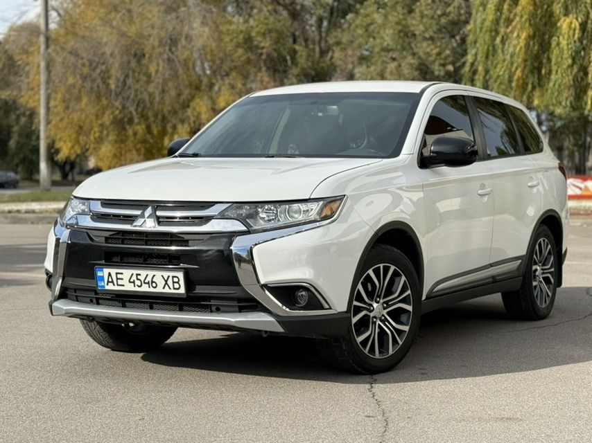 Продам Mitsubishi Outlander 2.4i gaz 2015