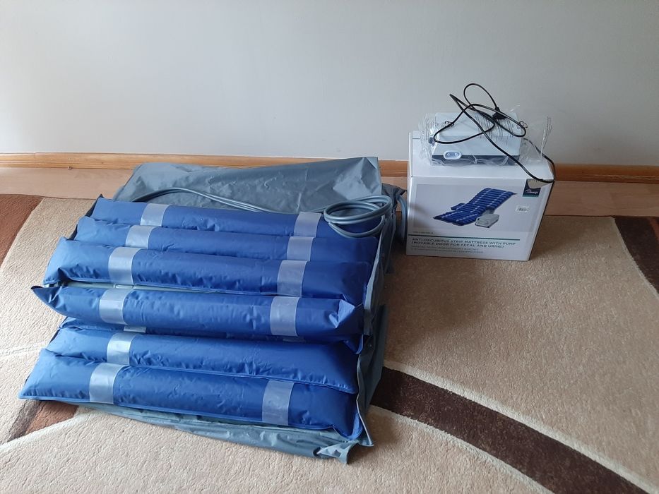 2x Materace z pompkami przeciwodlezynowy  plus gratisy