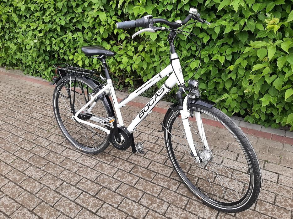 Rower trekkingowy BOCAS 28 cali Nexus 8 biały