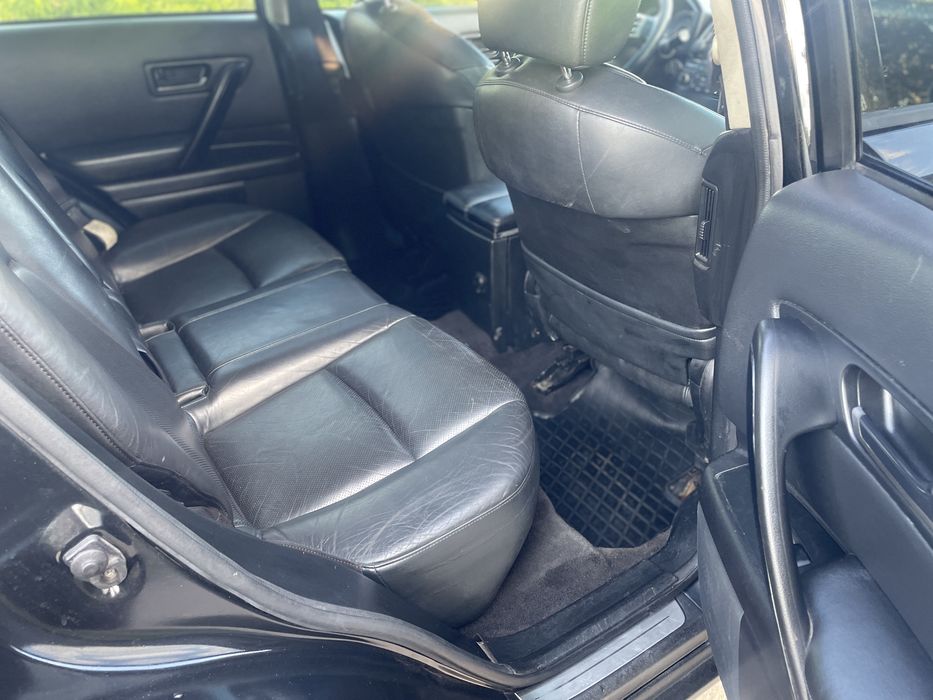 Продам Infiniti FX35