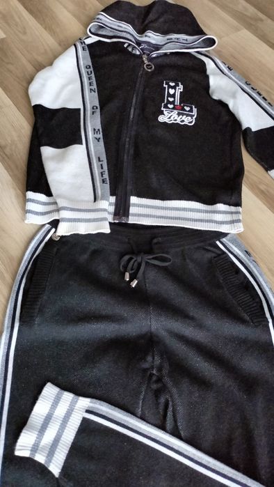 Komplet dresowy damski