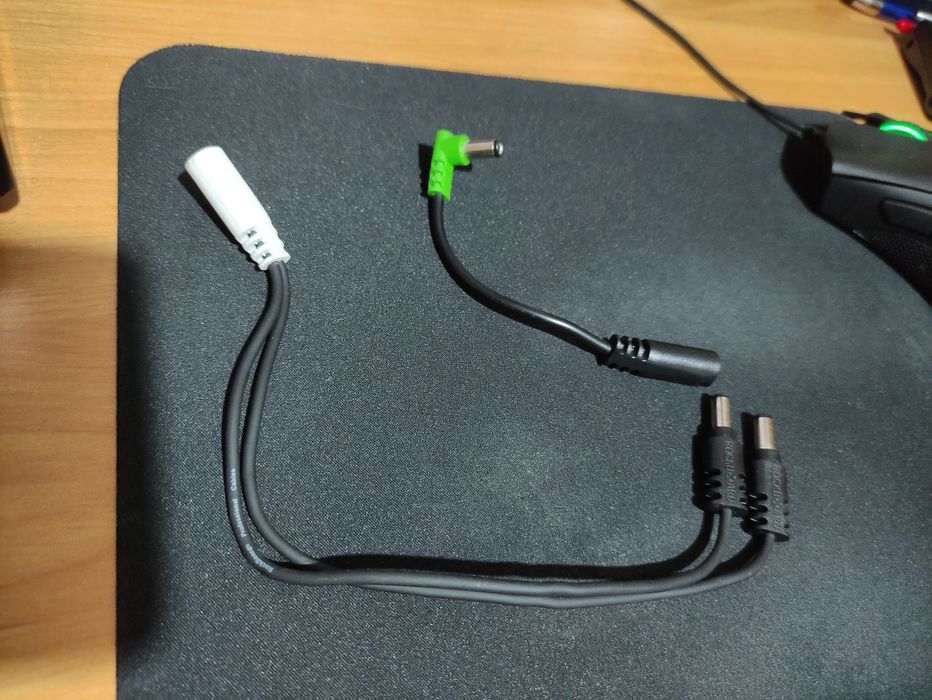 Line6 HX Stomp com caixa e cabos para fonte de alimentação