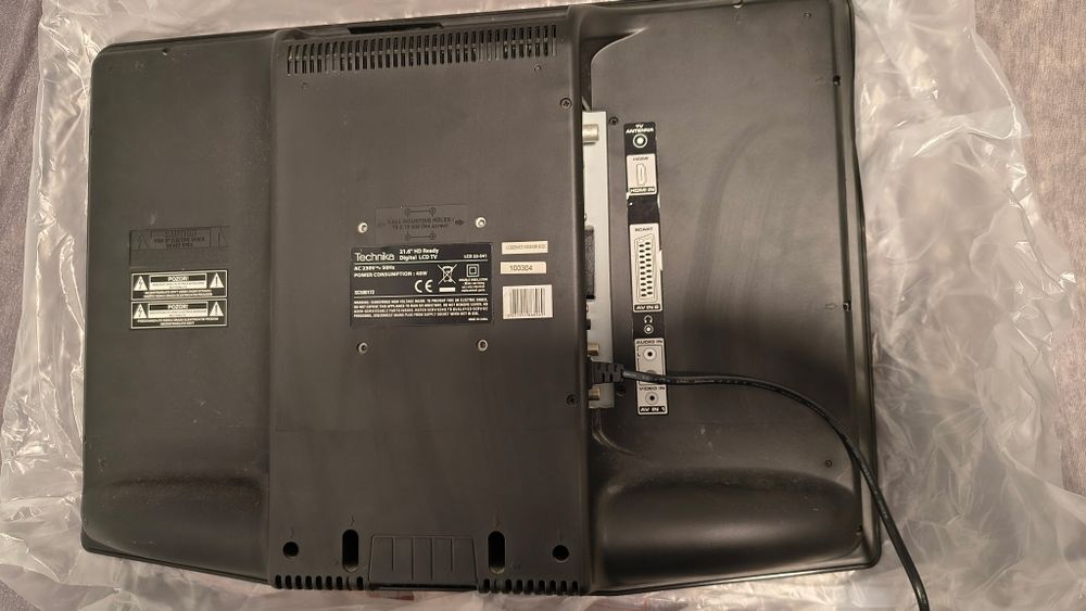 Telewizor 21"  Technica