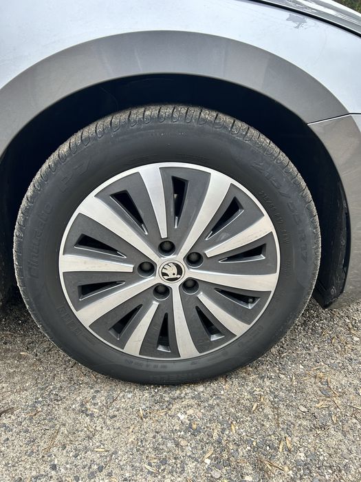 Felgi skoda z oponami letnie i zimowe
