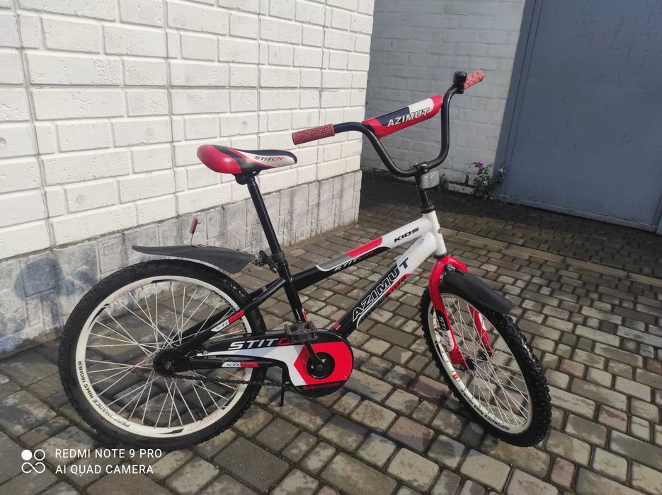 Продам дитячий велосипед Azimut Stitch