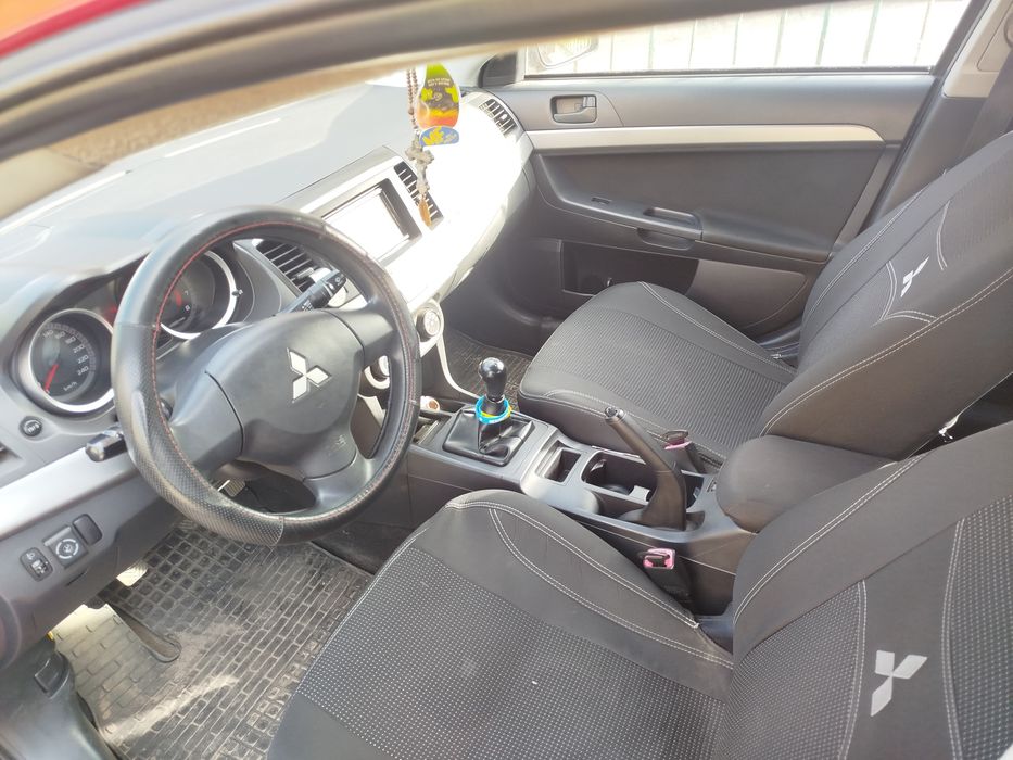 Мітсубісі лансер 10