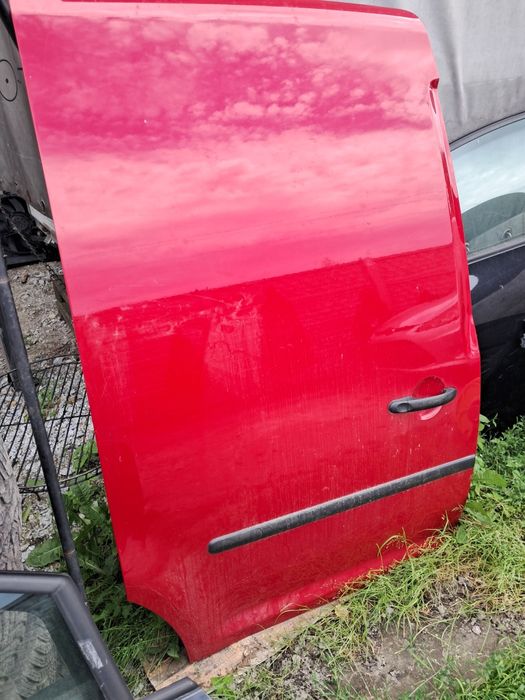 Caddy 3 drzwi  boczne przesuwne