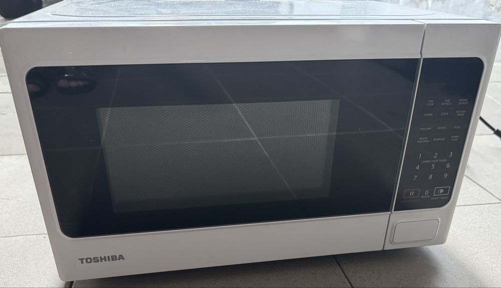 Mikrofala toshiba stan bardzo dobry