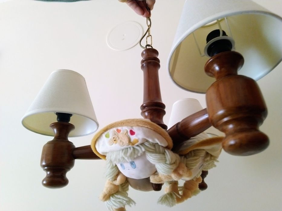 Candeeiros de quarto para menina