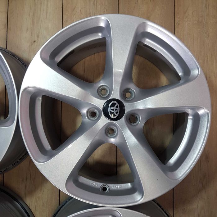 Диски Toyota R17 5x114 Camry Corolla Avalon RAV4 Prius Suzuki Lexus GS