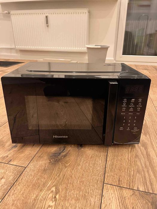 Mikrofala Hisense H20MOBS4H
