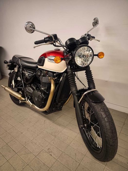 TRIUMPH BONNEVILLE T100 2021