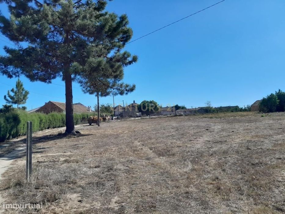 Venda De Terreno Urbano Em Boa Localização