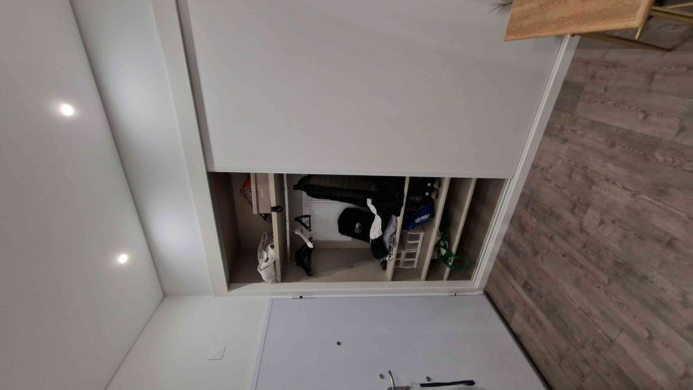 Apartamento T1 com garagem