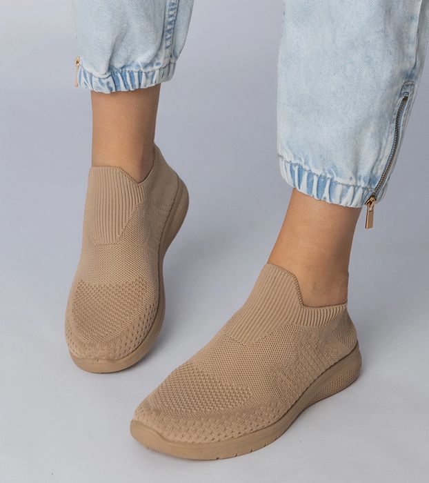 Beżowe sneakersy sportowe ze skarpetkową cholewką Kreta