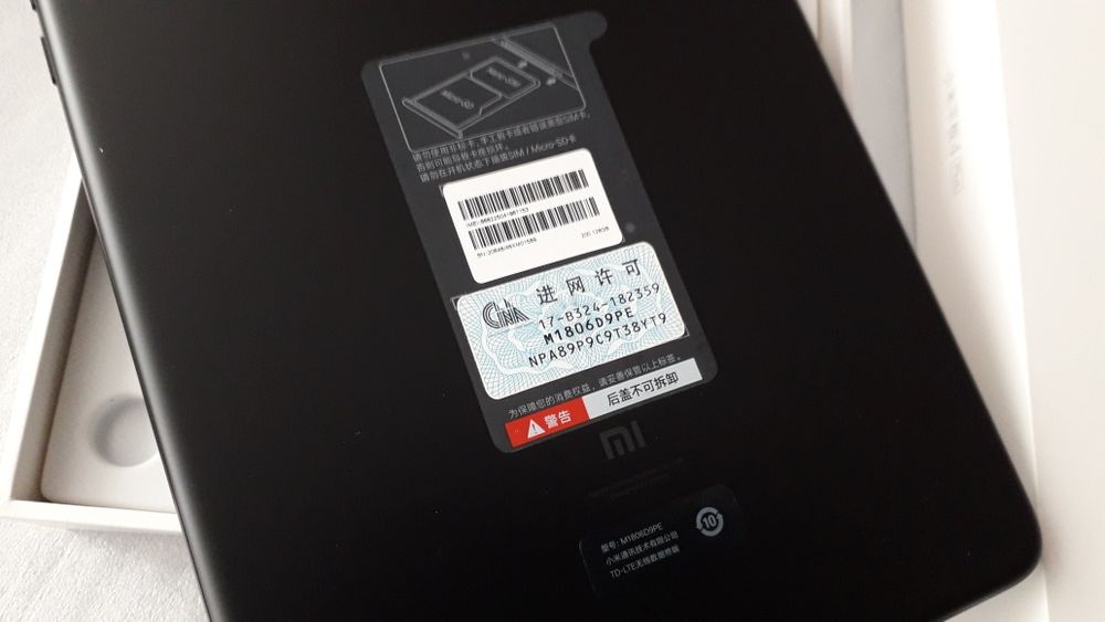 Стан Нового. Xiaomi Mi Pad 4PLUS, 10.1", 4/128,GPS,LTE, 3G/4G