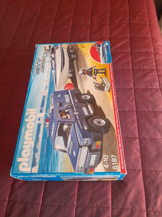 barco  e jipe playmobile