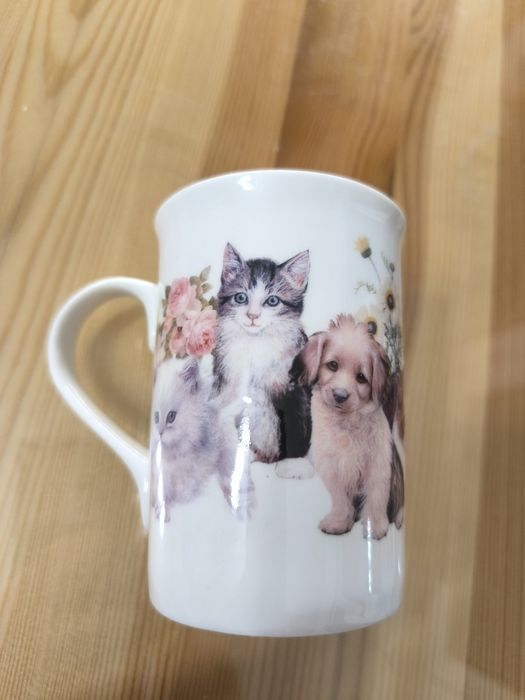 Porcelanowy kubek w pieski i kotki Summer River – uroczy motyw zwierzęcy