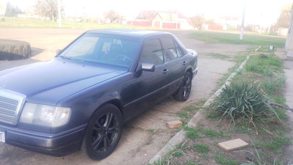 Продам мерседес в гарному стани