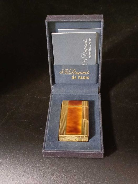 Isqueiro S.T. Dupont