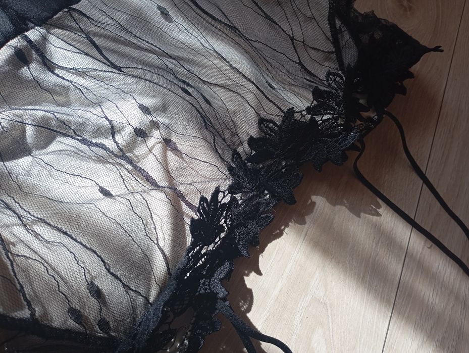 Продам вечірню сукню