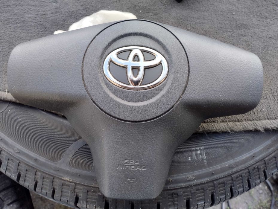 TOYOTA RAV4 III Airbag Poduszka KIEROWCY/Sterownik silnika Toyota Rav4 III 2.2 D4D 136KM