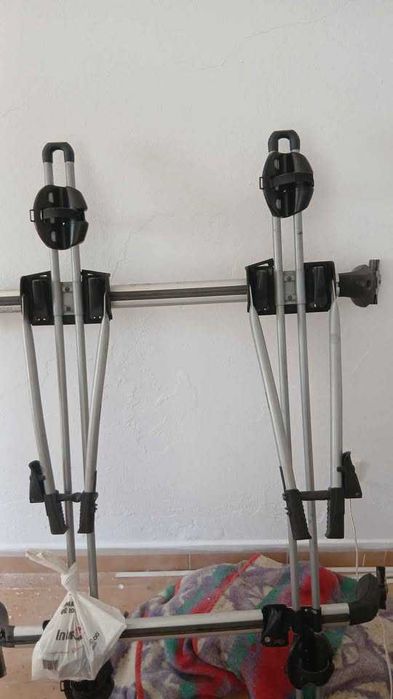 Suporte bicicletas  e barras Tejadilho toyota