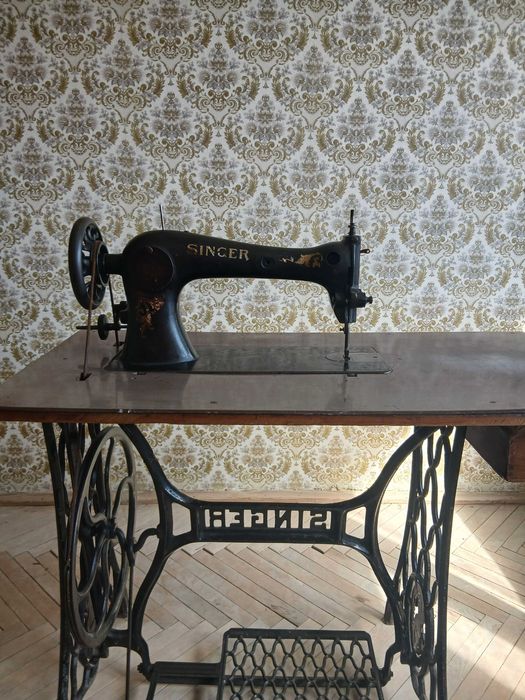 Швейна машинка Singer 16K33 1902 року