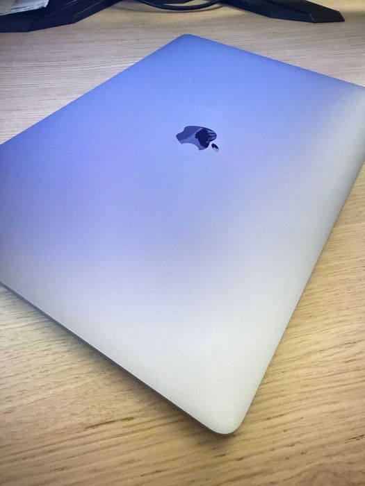 MacBook Pro 16” (2019) – Excelente estado