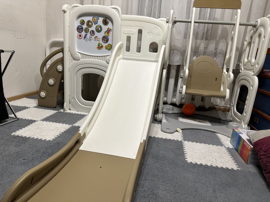 Дитячій ігровий комплекс 4-в-1 Lumpurini Bartolomea