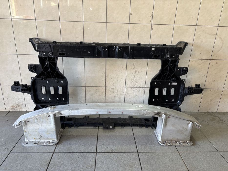 Підсилювач, усилитель бампера KIA EV-9 2023,2024,2025 рік