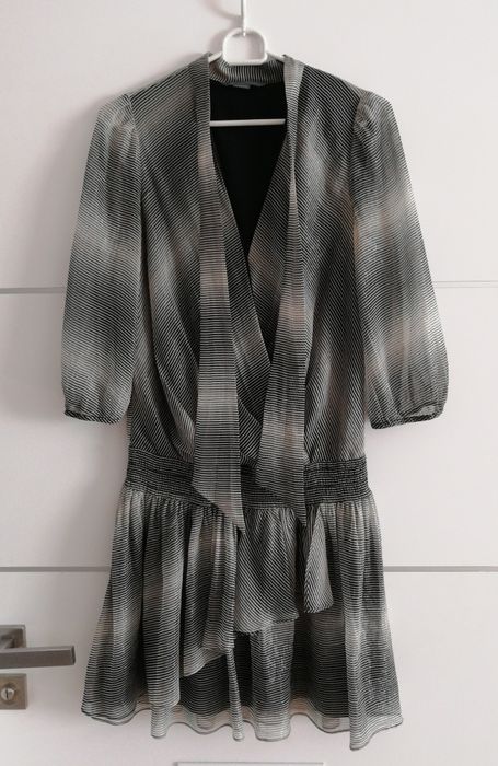 Armani Exchange śliczna sukienka S