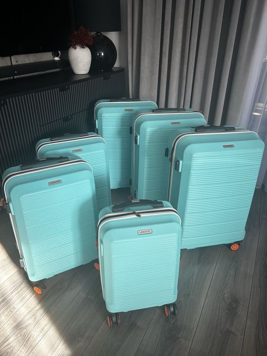 Sprzedam komplet walizek