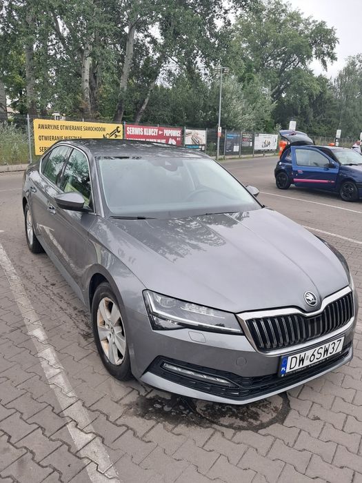 Skoda Superb 2022 1.5