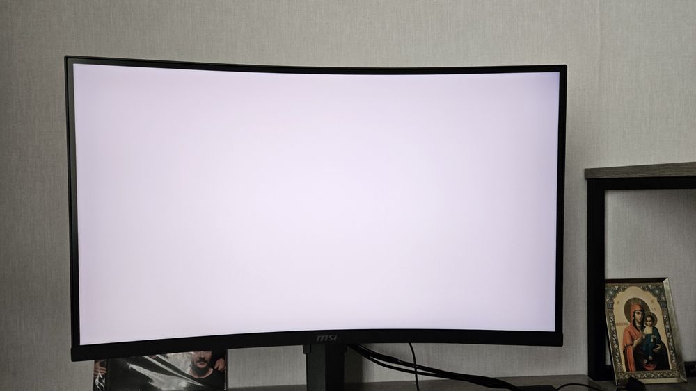 Монітор ігровий MSI MAG 275CQRF QD E2