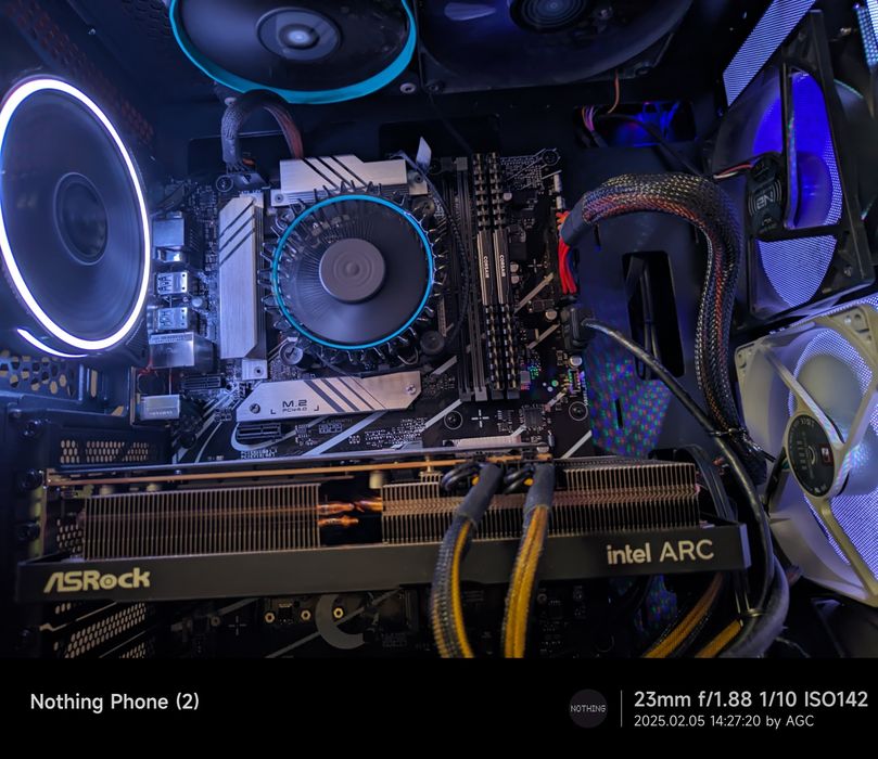 PC Gaming 1440p s/monitor i5 6 cores/32gb ram/arc a750